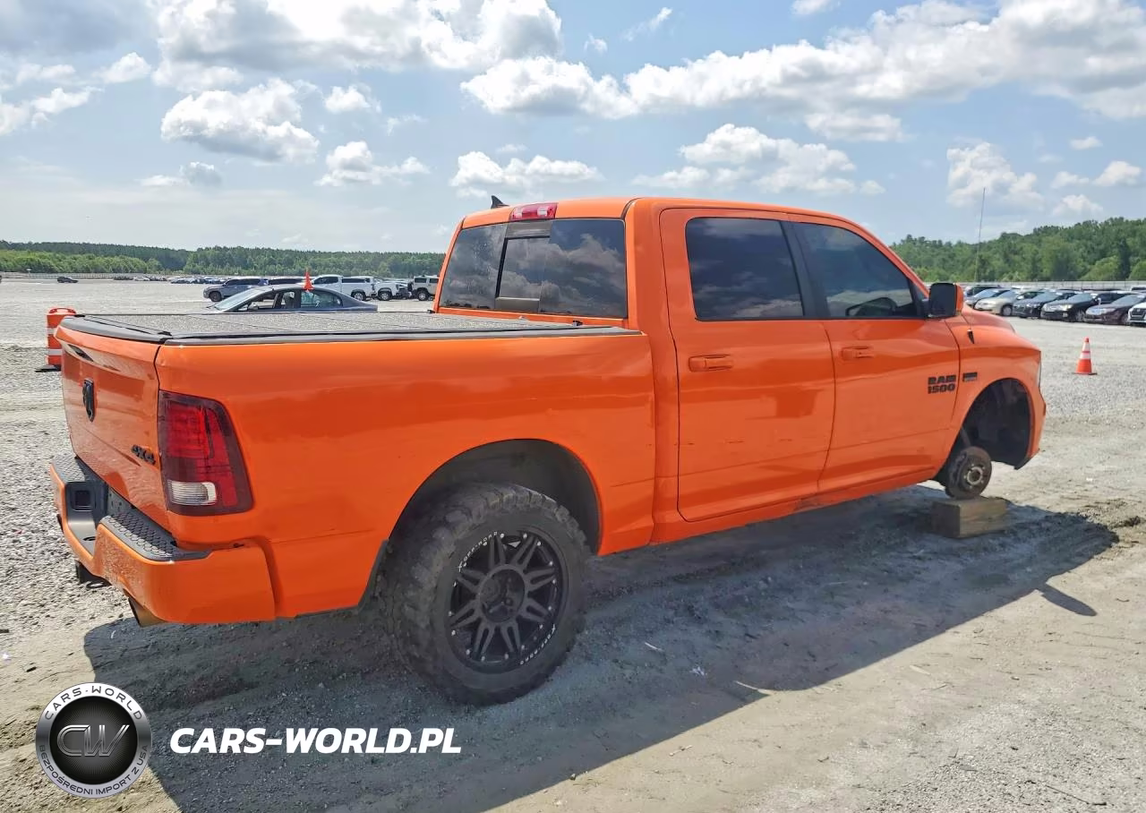 2015 Ram 1500 Sport VIN:1C6RR7MT9FS702476 - 3