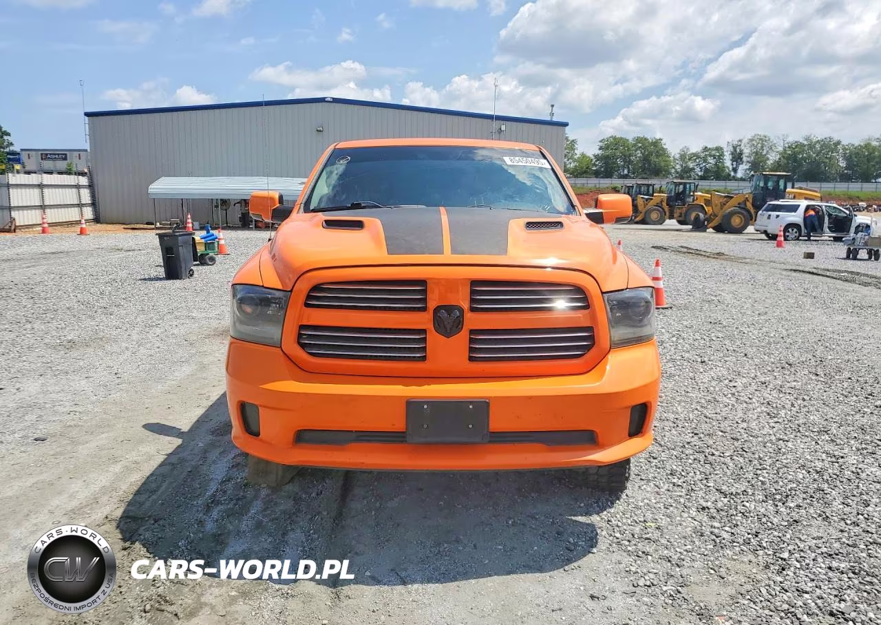 2015 Ram 1500 Sport VIN:1C6RR7MT9FS702476 - 5