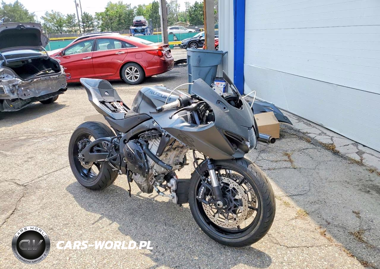 2021 Suzuki Gsx-R1000 – zdjęcie 1 z 9