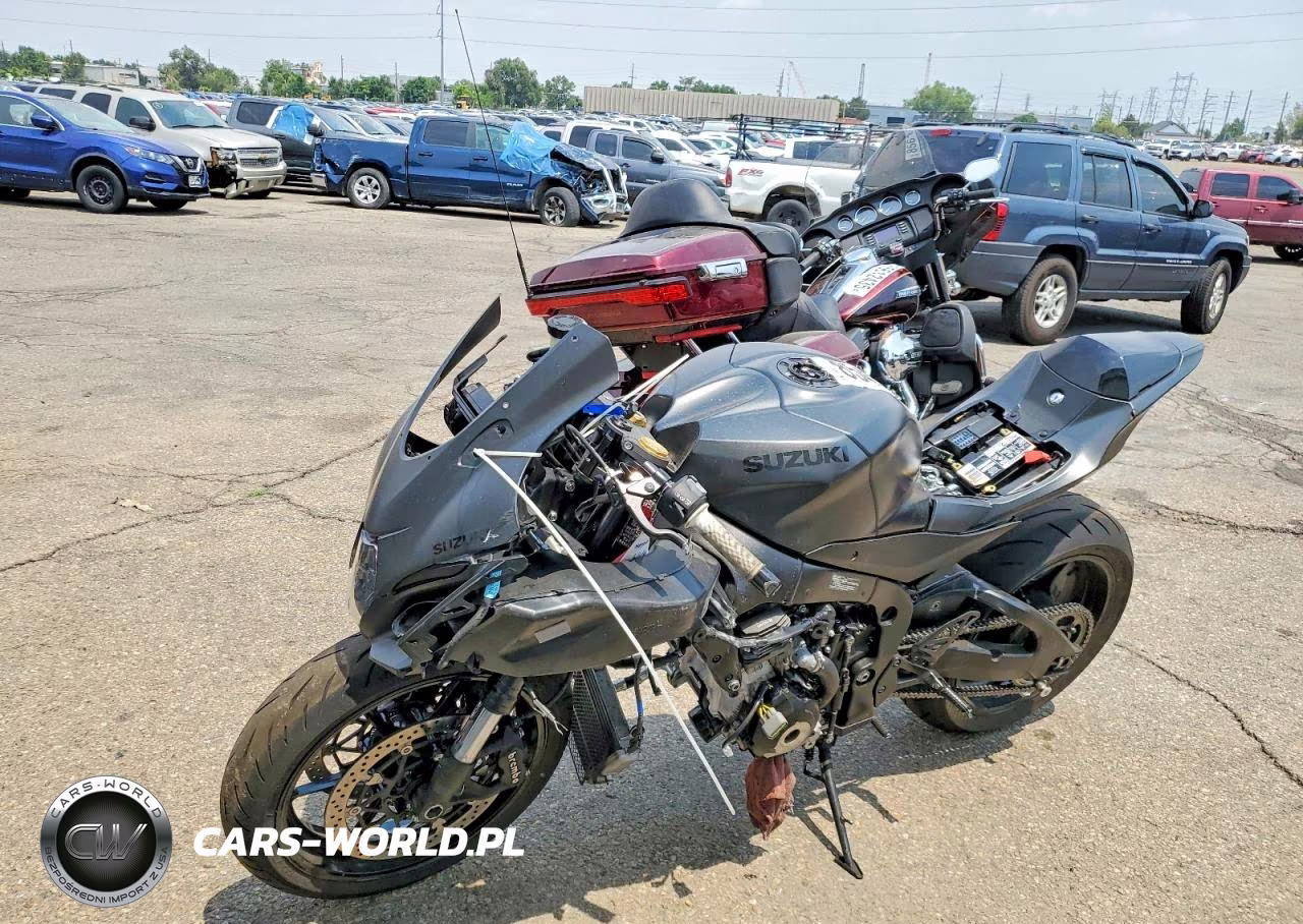 2021 Suzuki Gsx-R1000 VIN:JS1DM11B6M7100025 - 3