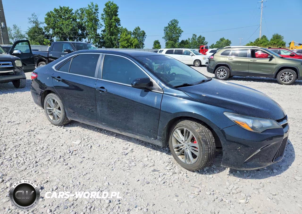 2015 Toyota Camry Se VIN:4T1BF1FK6FU482573 - 4