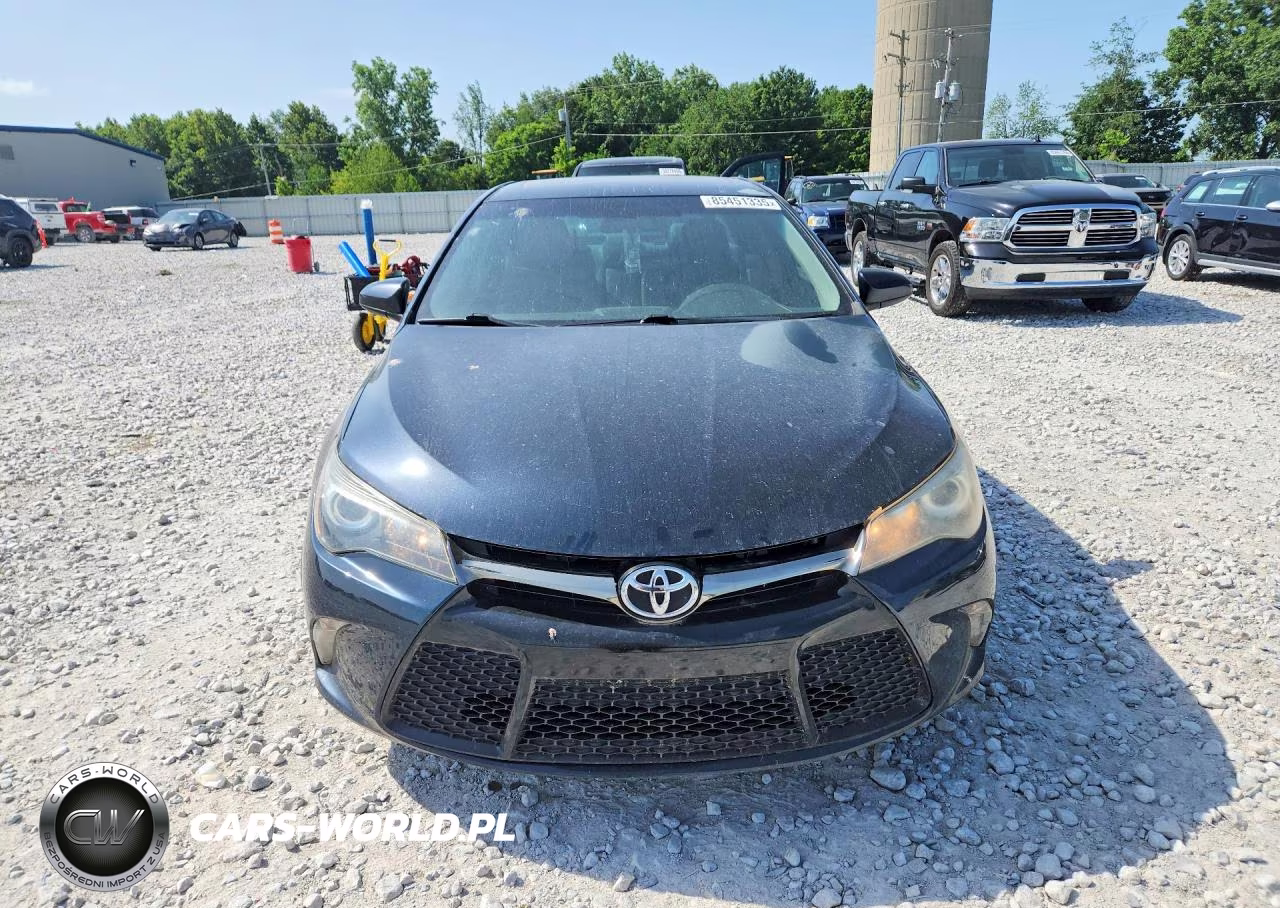 2015 Toyota Camry Se VIN:4T1BF1FK6FU482573 - 5
