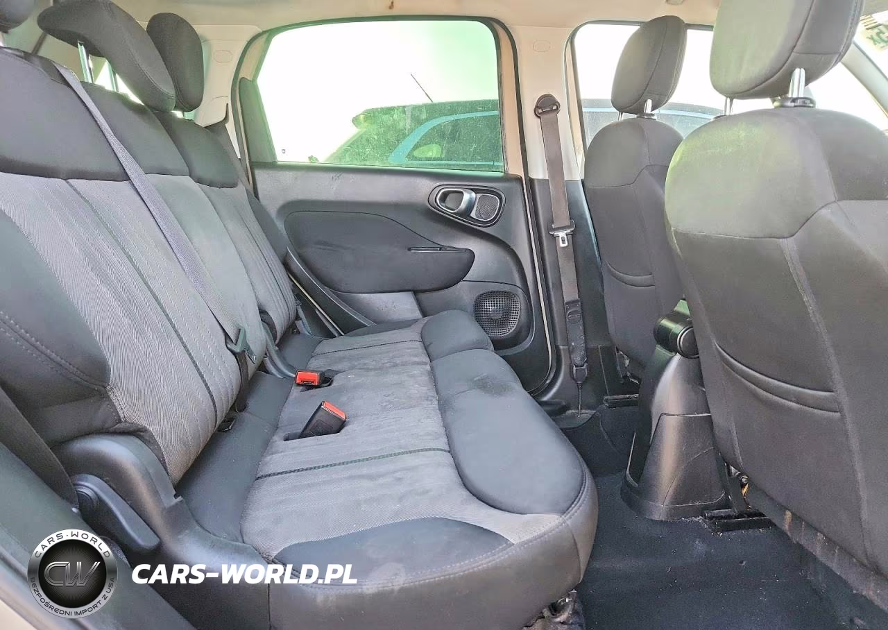 2017 Fiat 500L Pop VIN:ZFBCFAAH7HZ038583 - 11