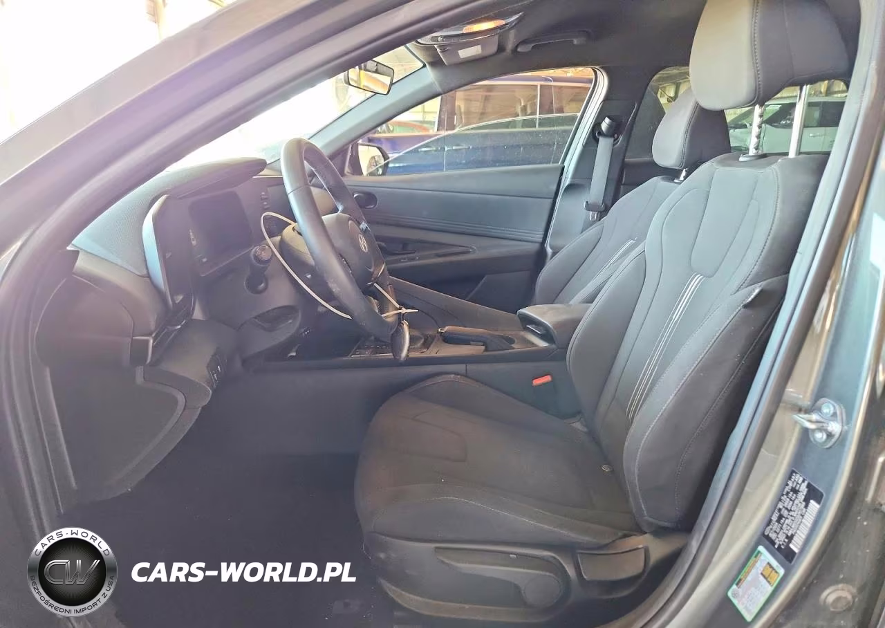 2025 Hyundai Elantra Sel Sport VIN:KMHLM4DG0SU907869 - 7