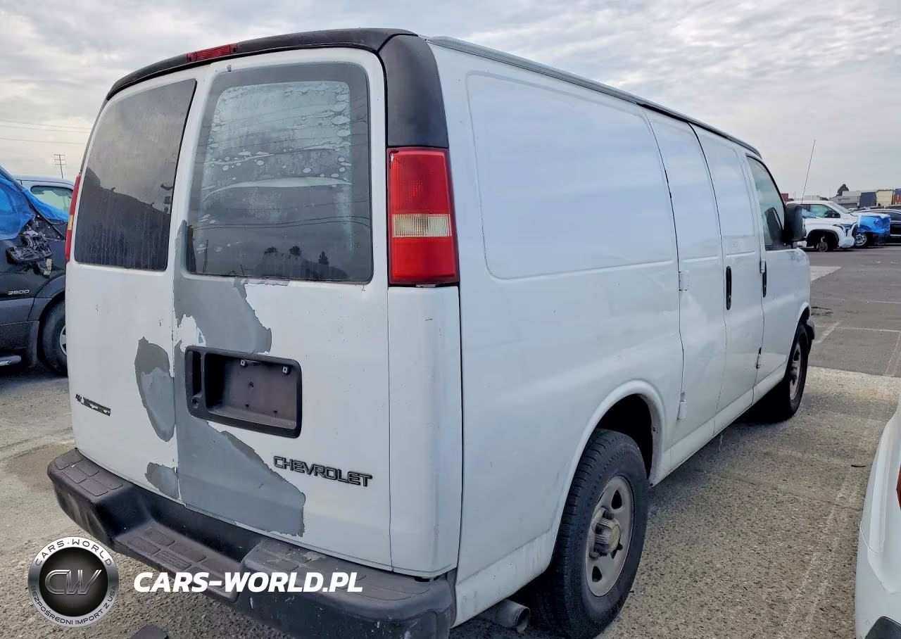 2004 Chevrolet Express 1500 Delivery Van VIN:1GCFG15X241108413 - 3