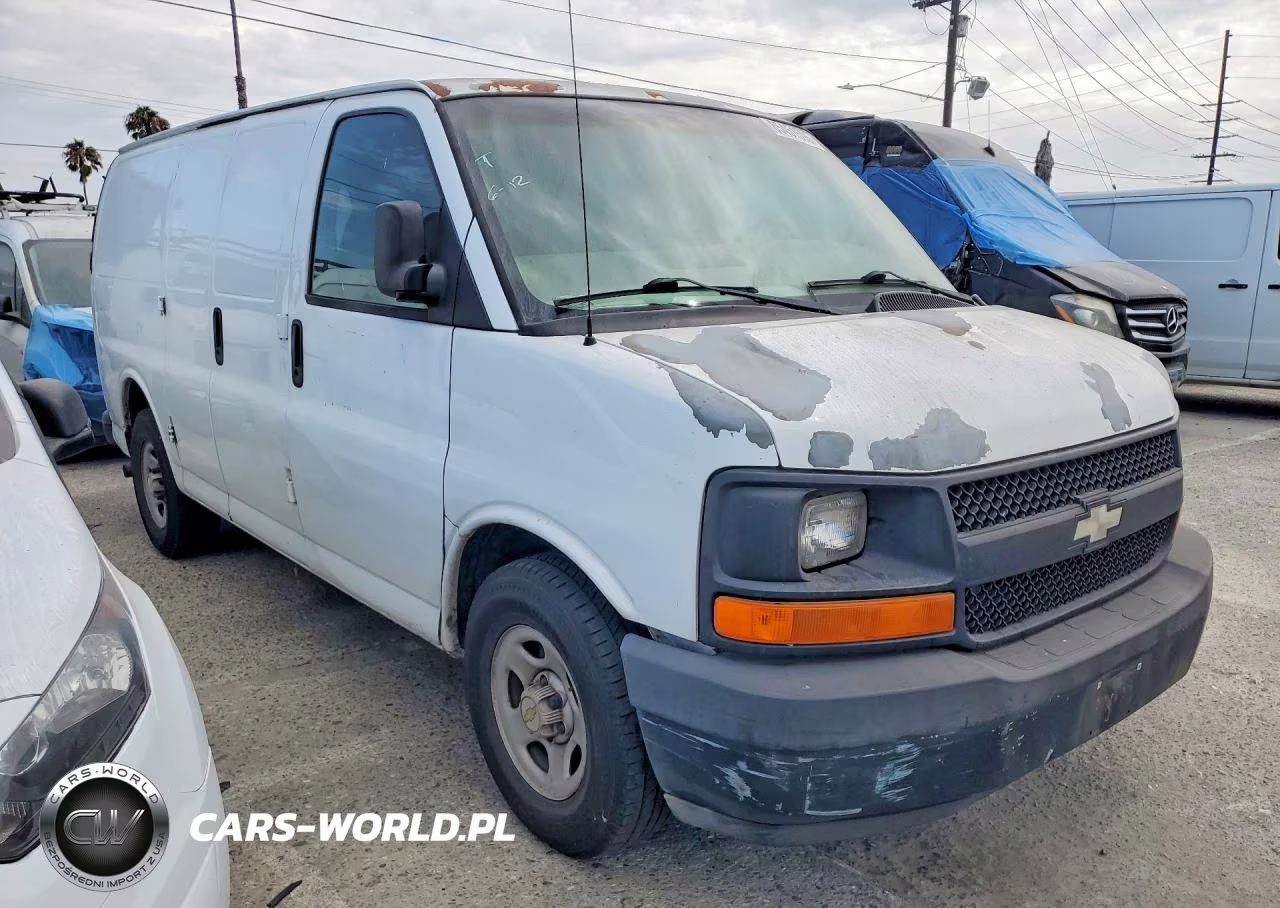 2004 Chevrolet Express 1500 Delivery Van VIN:1GCFG15X241108413 - 4