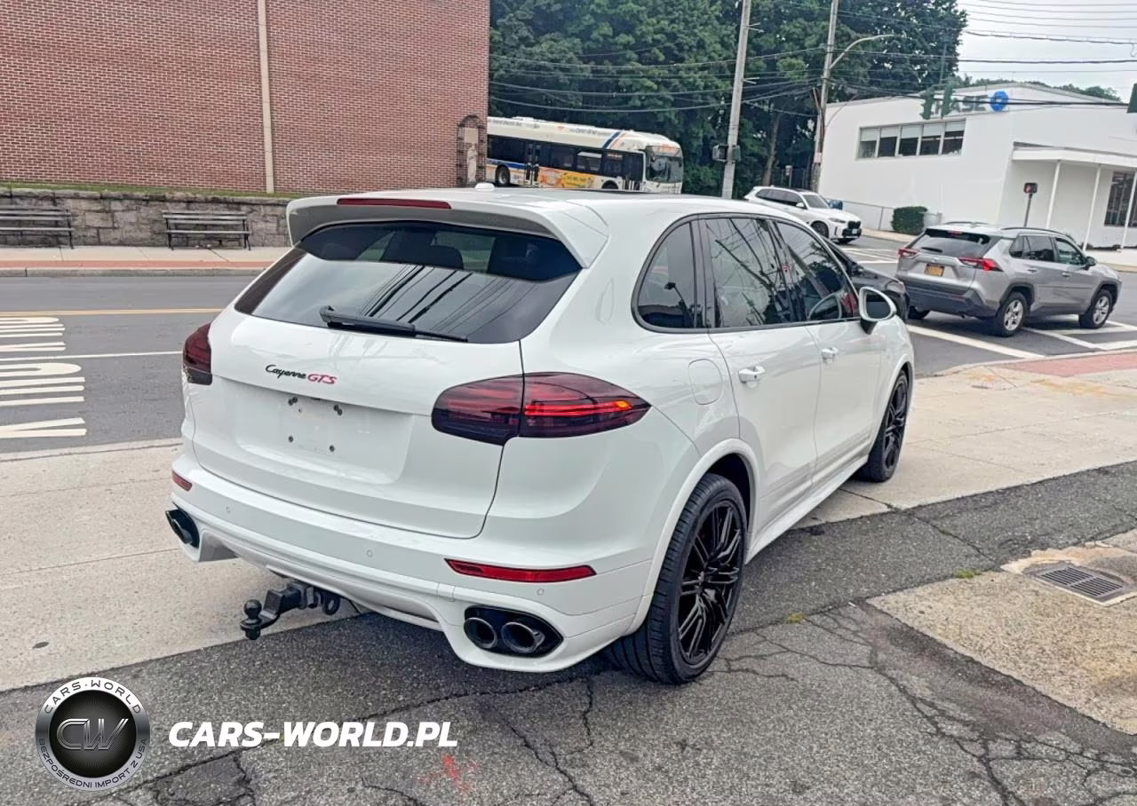 2016 Porsche Cayenne Gts VIN:WP1AD2A21GLA79142 - 4