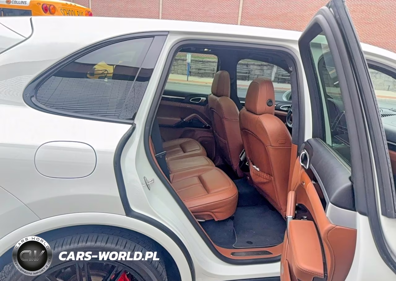 2016 Porsche Cayenne Gts VIN:WP1AD2A21GLA79142 - 6