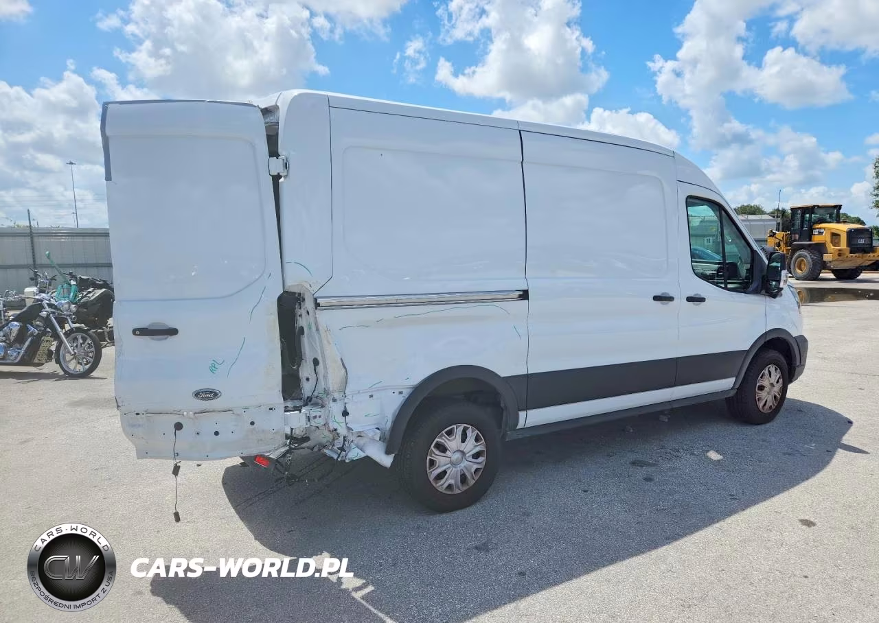 2022 Ford Transit 350 Delivery Van VIN:1FTBW9CK4NKA13063 - 3