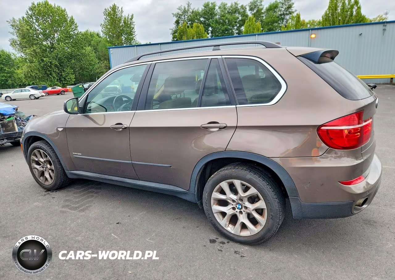 2013 BMW X5 xDrive35I VIN:5UXZV4C50D0B06897 - 2