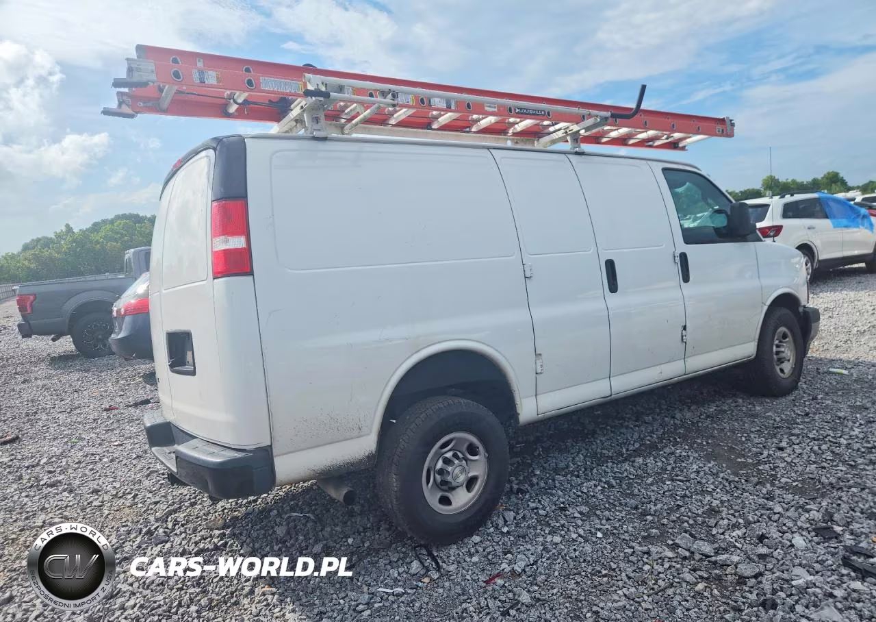 2021 Chevrolet Express G2500 VIN:1GCWGAFP4M1305680 - 3