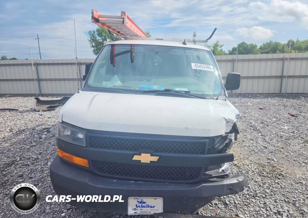 2021 Chevrolet Express G2500 VIN:1GCWGAFP4M1305680 - 5