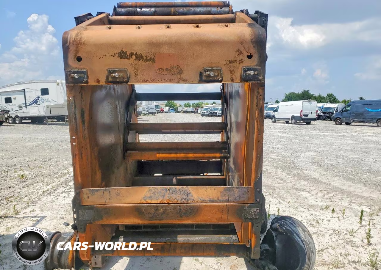 1999 John Deer Industrial Equipment Round Baler Round Baler VIN:E00466X134063 - 6