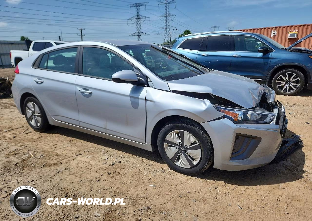 2022 Hyundai Ioniq Blue VIN:KMHC65LC8NU268367 - 4