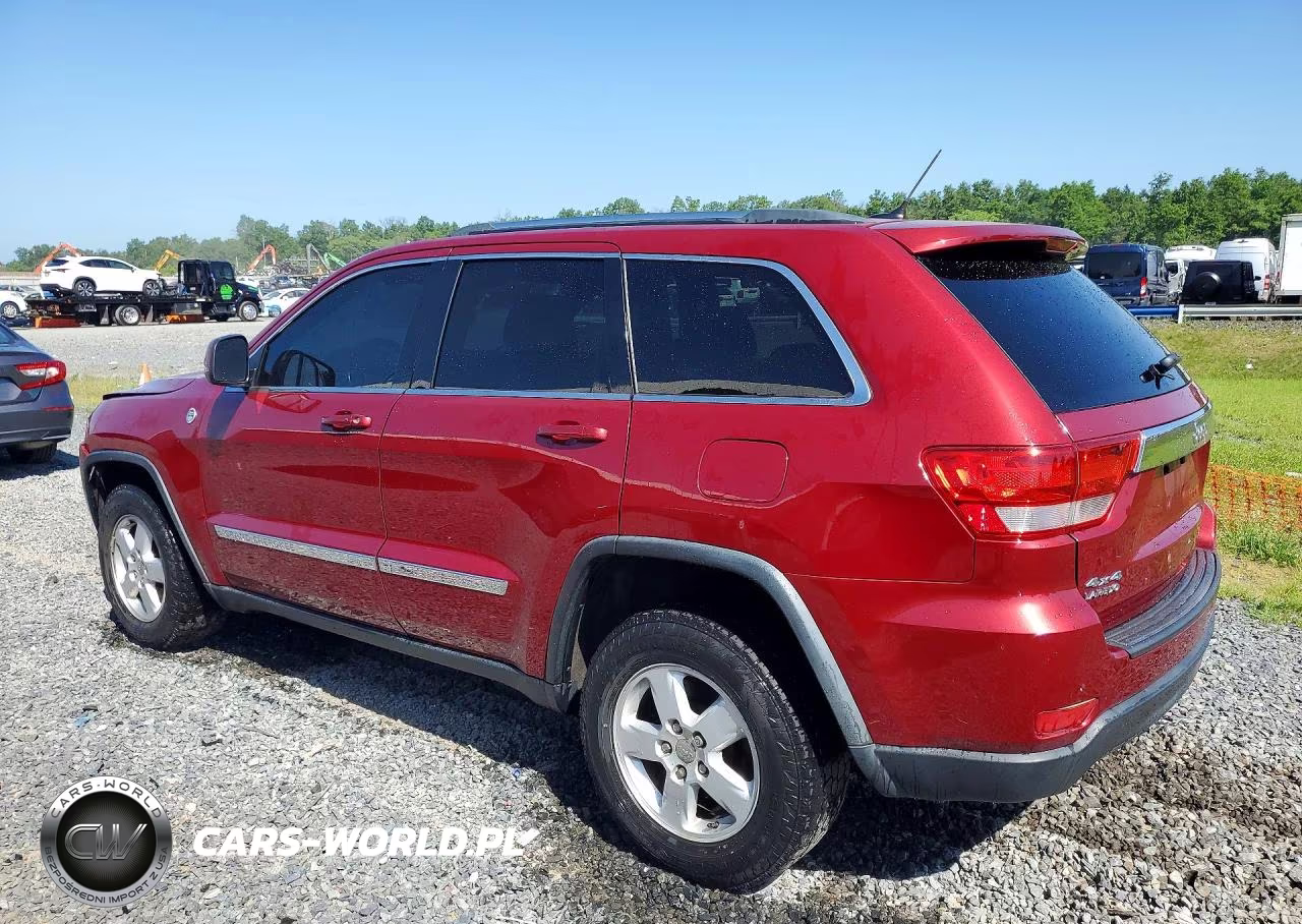2013 Jeep Grand Cherokee Laredo VIN:1C4RJFAGXDC644418 - 2