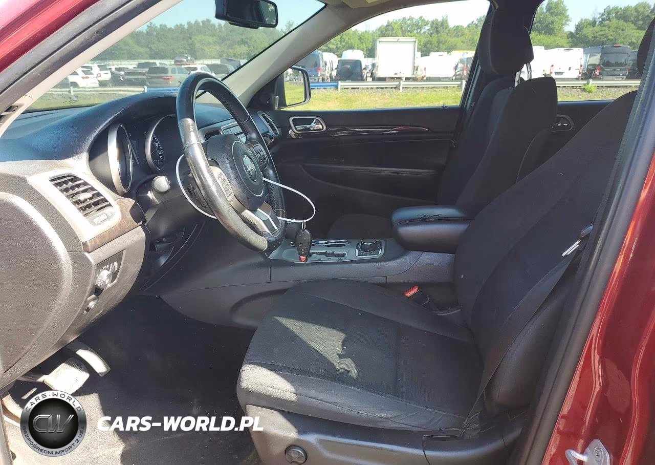2013 Jeep Grand Cherokee Laredo VIN:1C4RJFAGXDC644418 - 7
