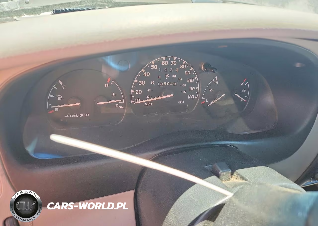 2000 Ford Ranger Super Cab VIN:1FTYR14C4YPB55284 - 9