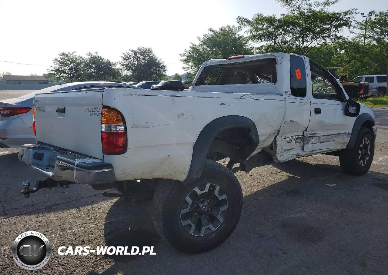 2004 Toyota Tacoma Xtracab VIN:5TEWN72N54Z313936 - 3