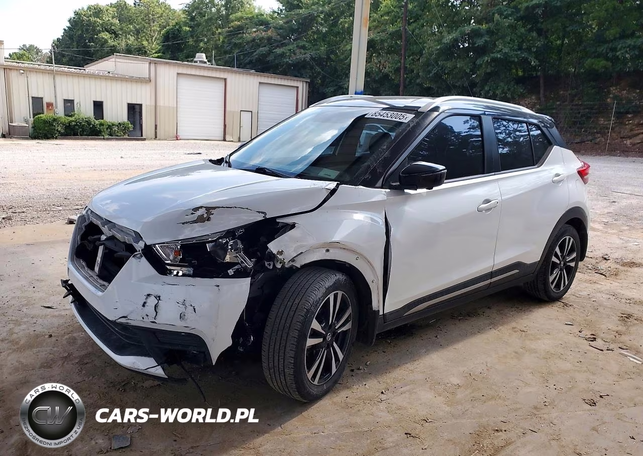 2019 Nissan Kicks Sr