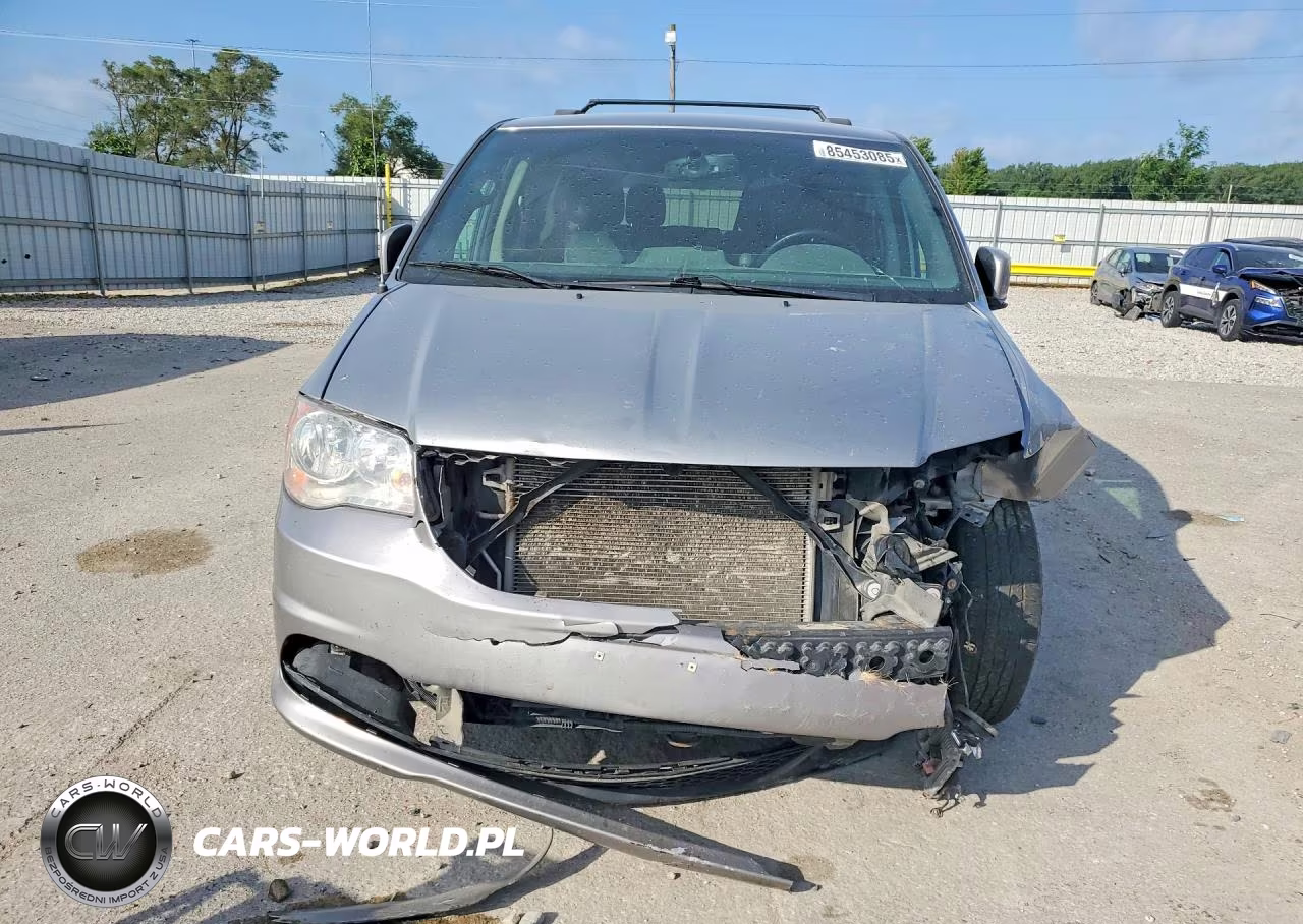 2017 Dodge Grand Caravan Sxt VIN:2C4RDGCG9HR562378 - 5