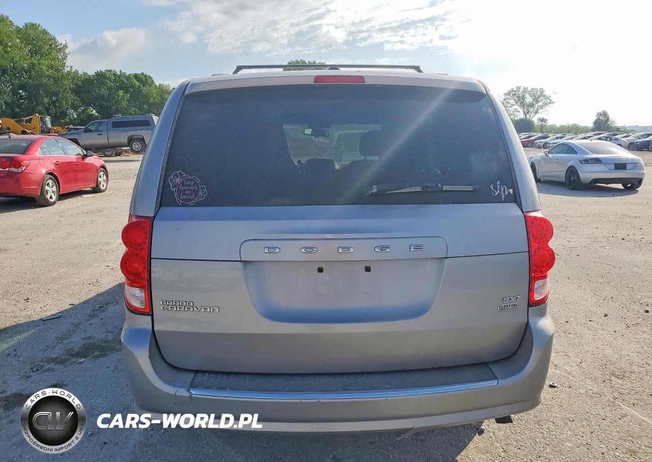 2017 Dodge Grand Caravan Sxt VIN:2C4RDGCG9HR562378 - 6