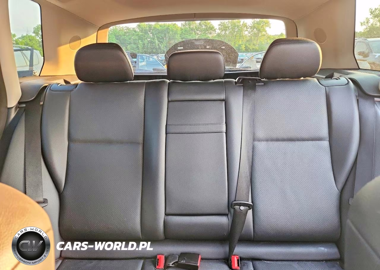 2010 Mercedes-Benz Glk 350 4Matic VIN:WDCGG8HB1AF324226 - 10