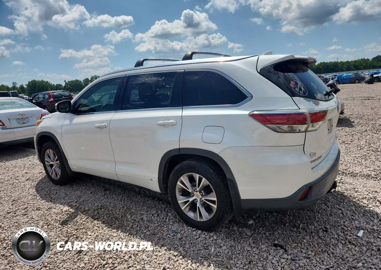 2015 Toyota Highlander Xle VIN:5TDJKRFH7FS113224 - 2