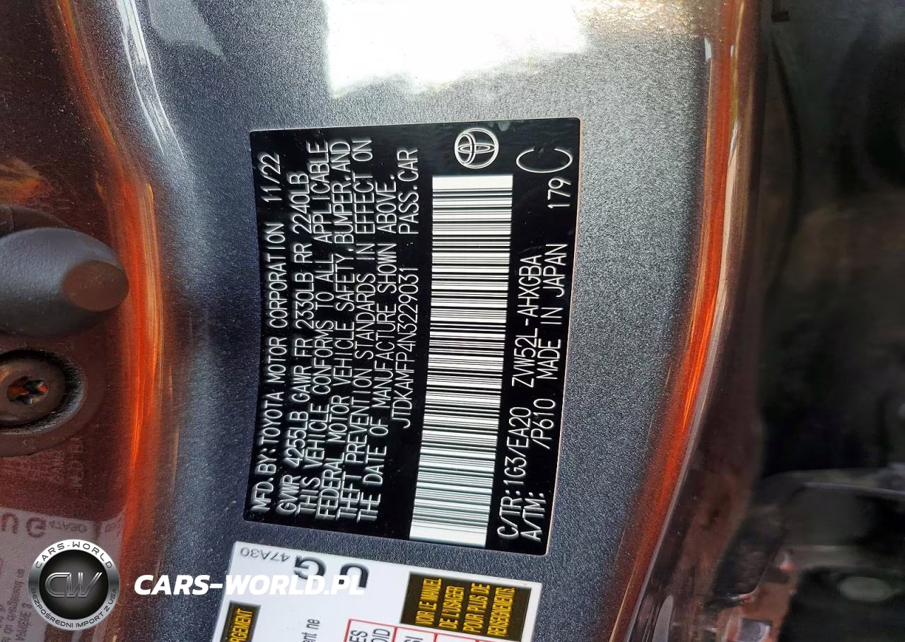 2022 Toyota Prius Prime Limited VIN:JTDKAMFP4N3229031 - 13