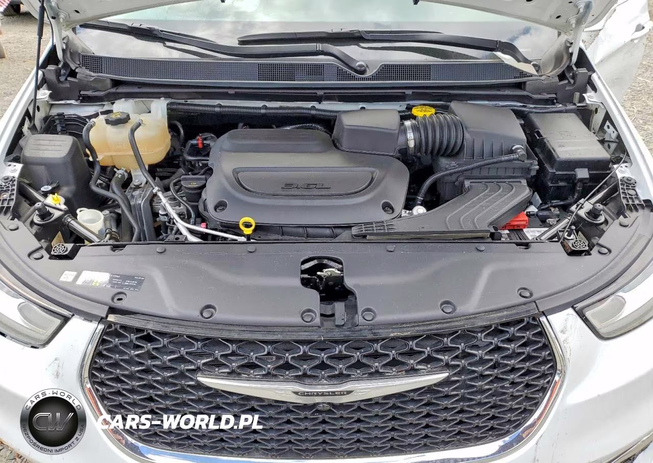 2022 Chrysler Pacifica Touring L VIN:2C4RC1BG6NR114032 - 12