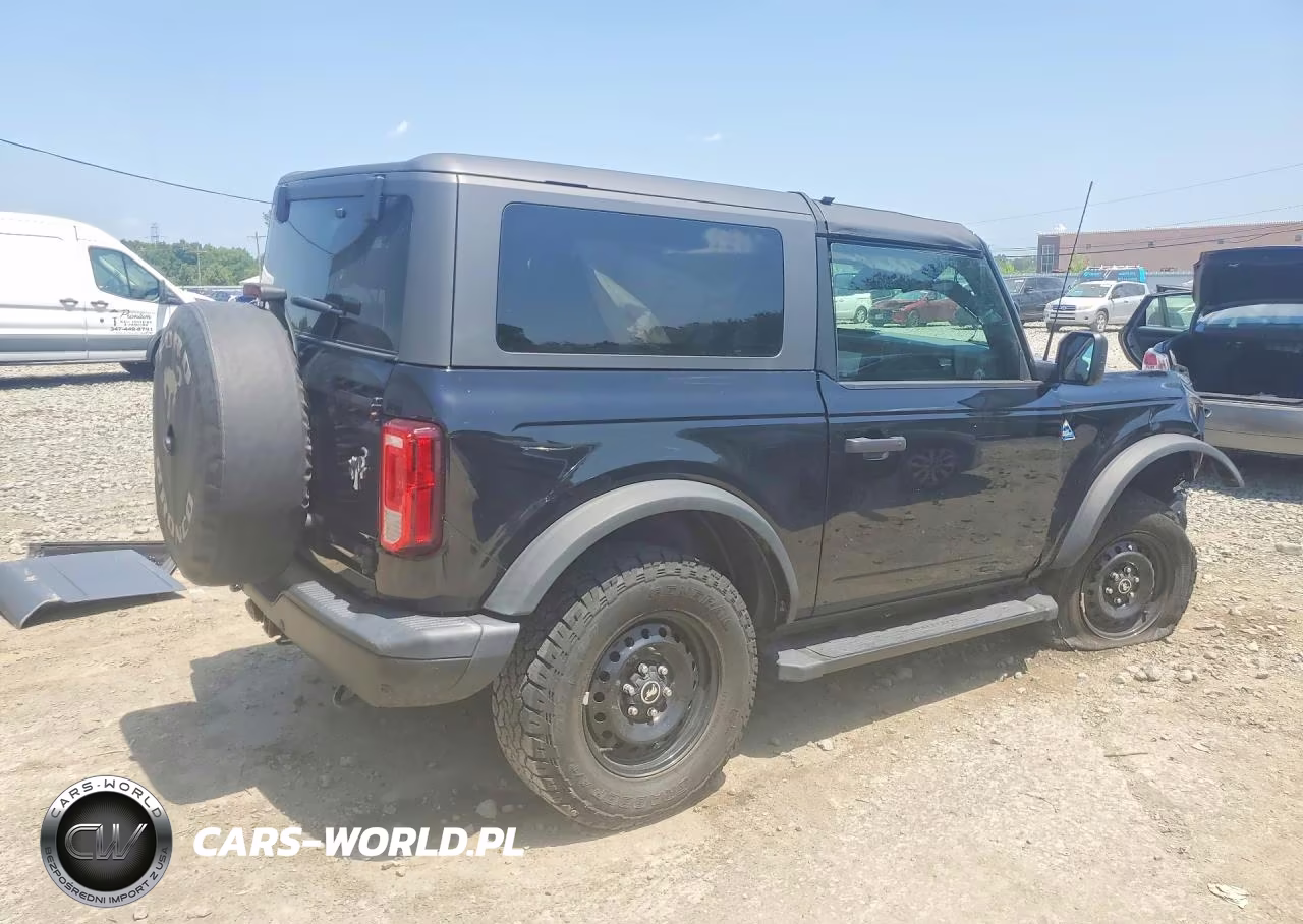 2021 Ford Bronco Base VIN:1FMDE5APXMLB05737 - 3