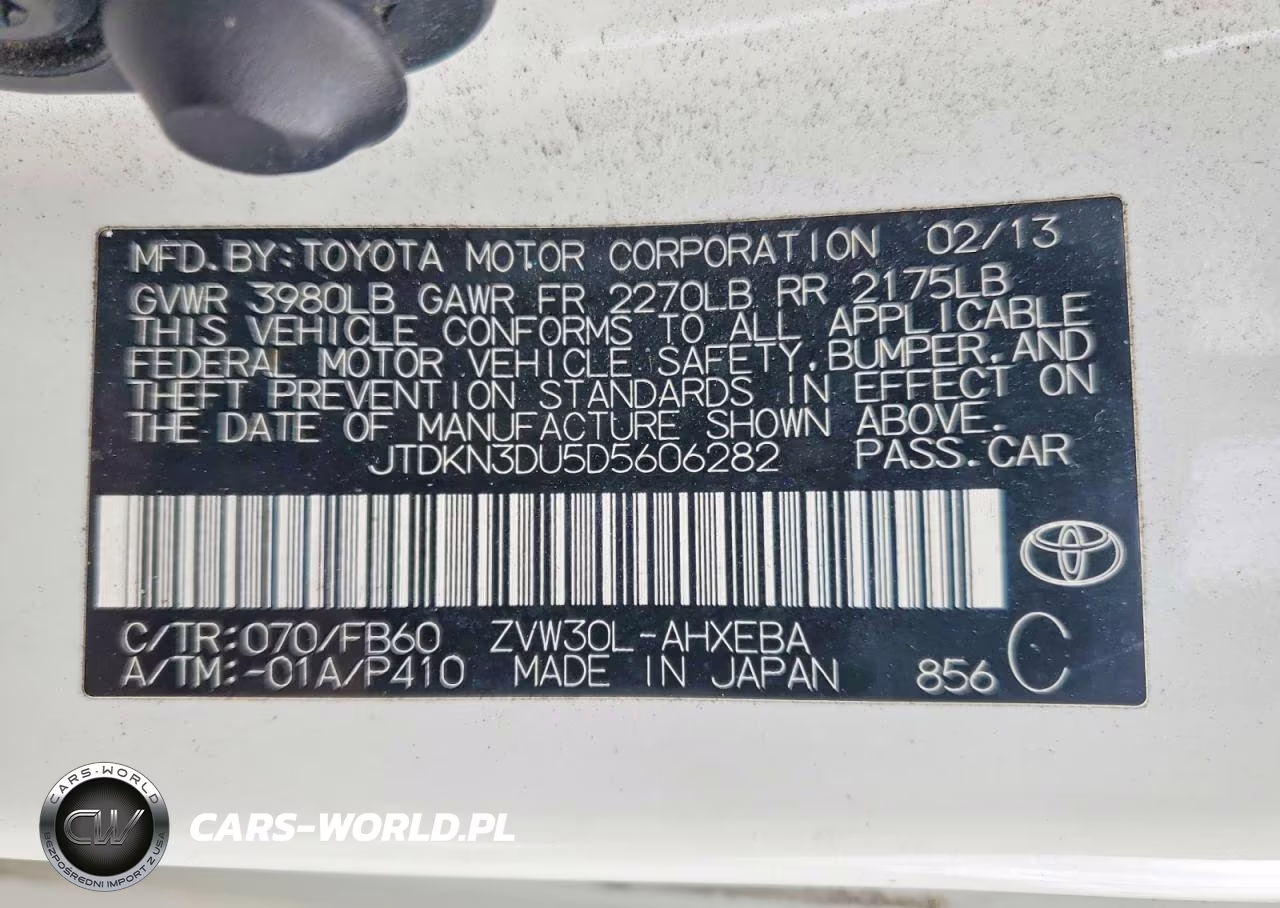 2013 Toyota Prius Two VIN:JTDKN3DU5D5606282 - 12