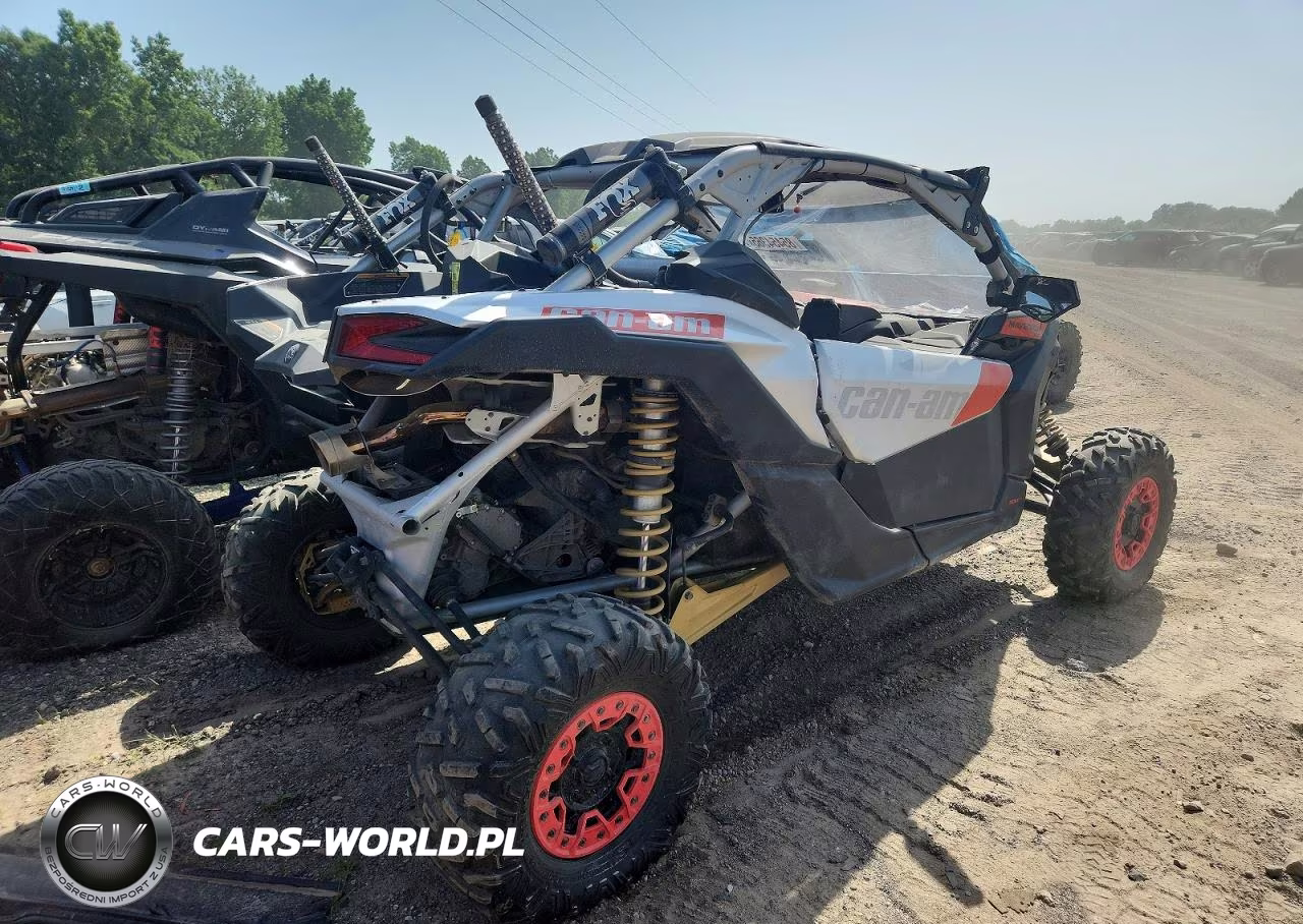 2020 Can-Am Maverick X3 Utility Vehicle VIN:3JBVXAV40LK002253 - 4