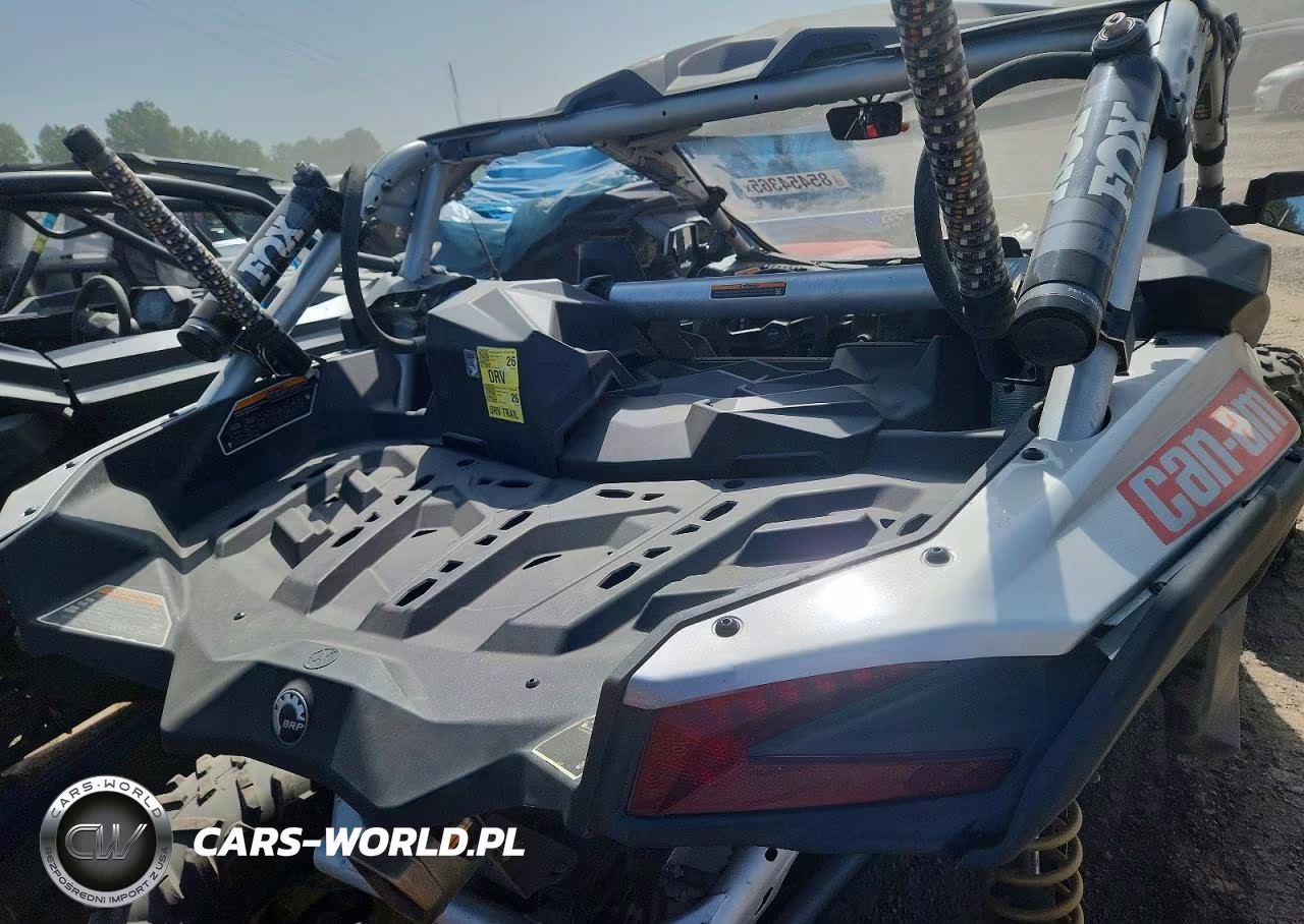 2020 Can-Am Maverick X3 Utility Vehicle VIN:3JBVXAV40LK002253 - 6