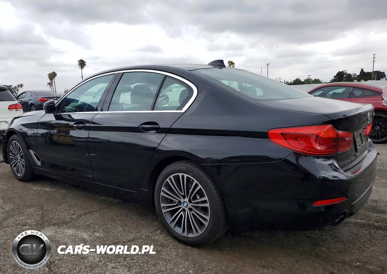 2020 BMW 530E VIN:WBAJA9C03LCD41087 - 2