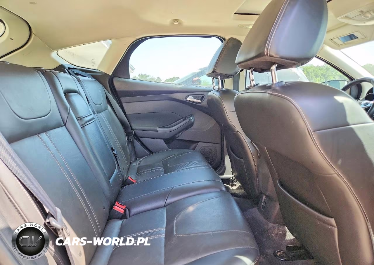 2012 Ford Focus Sel VIN:1FAHP3M29CL473884 - 10