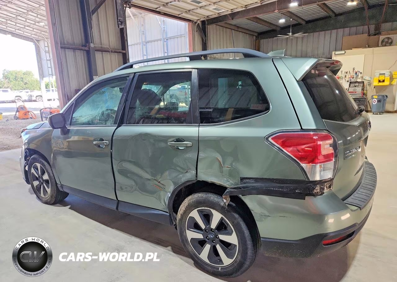 2017 Subaru Forester 2.5I Premium VIN:JF2SJAEC6HH513072 - 2