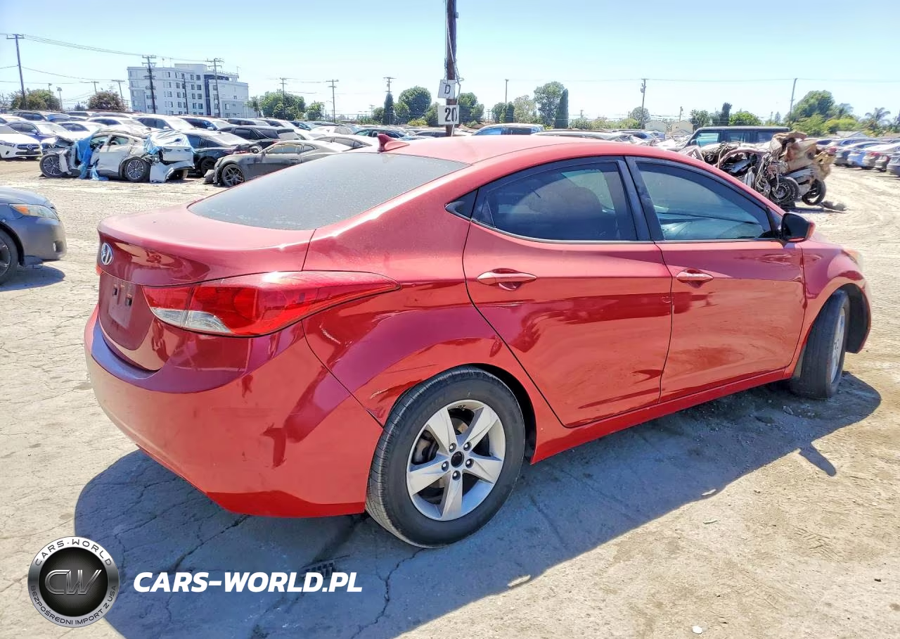 2013 Hyun Elantra Gl VIN:KMHDH4AE2DU947692 - 3