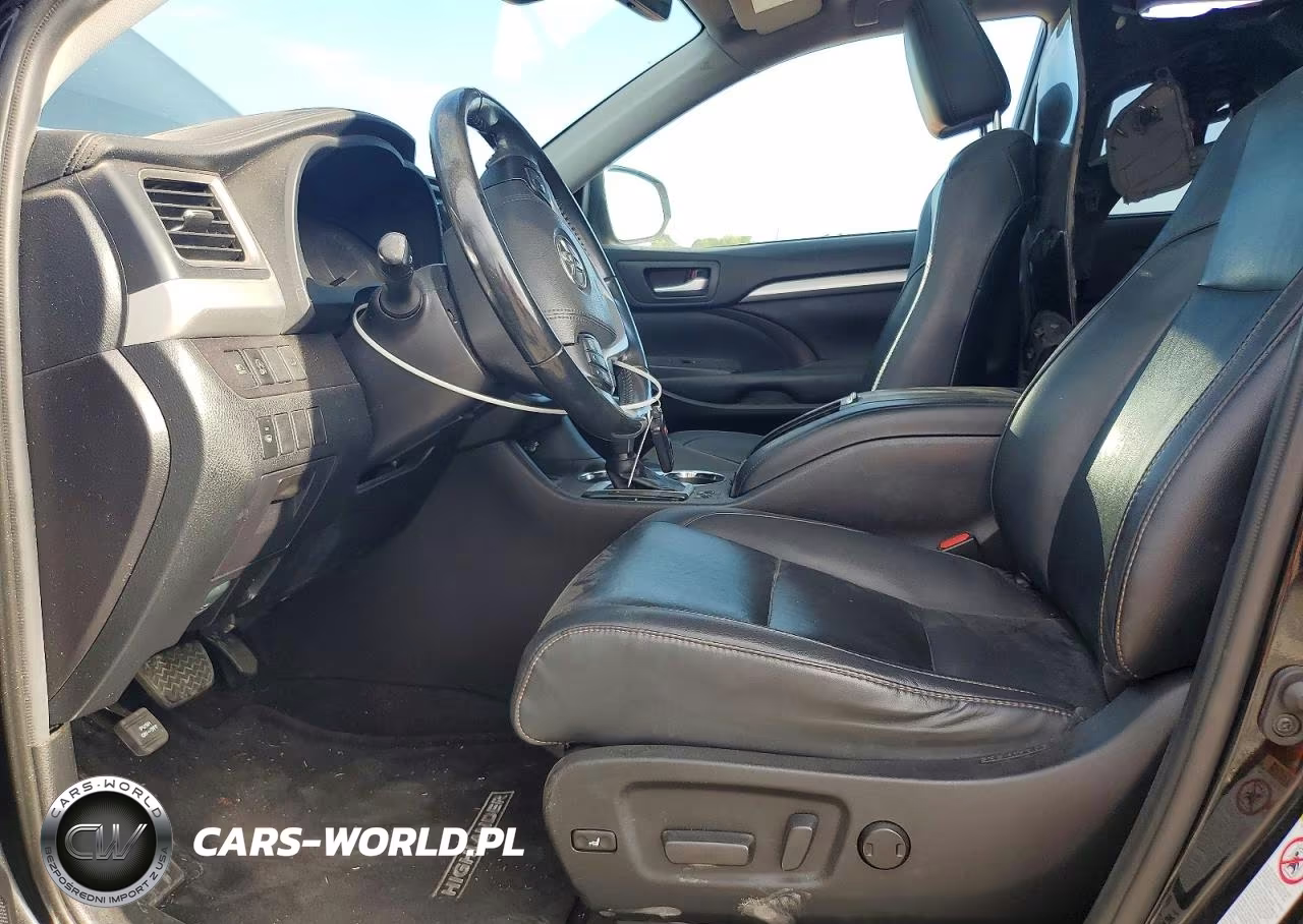 2019 Toyota Highlander Xle VIN:5TDKZRFH5KS333844 - 7