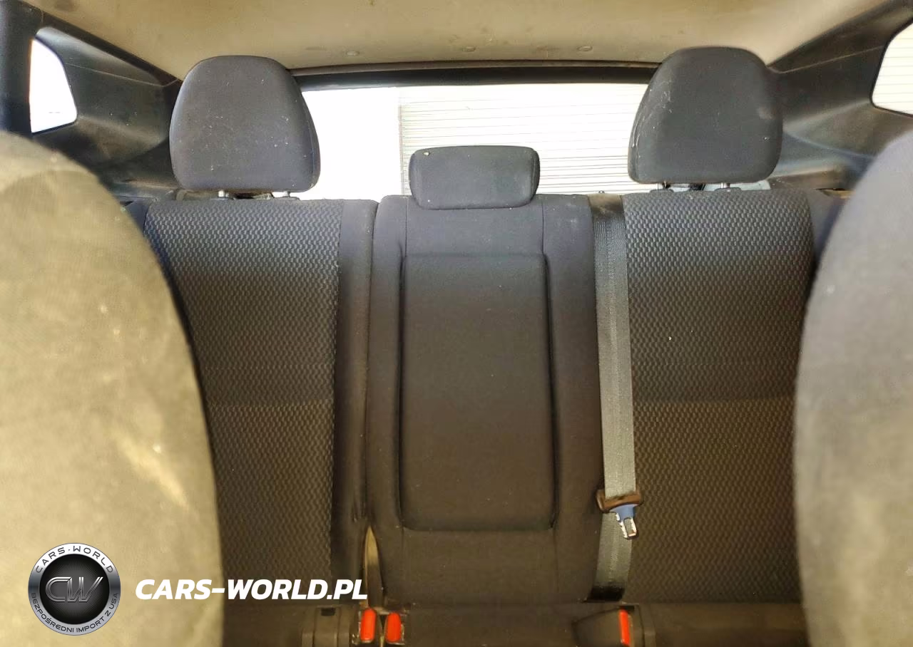 2018 Nissan Rogue Sport S VIN:JN1BJ1CP1JW150768 - 10