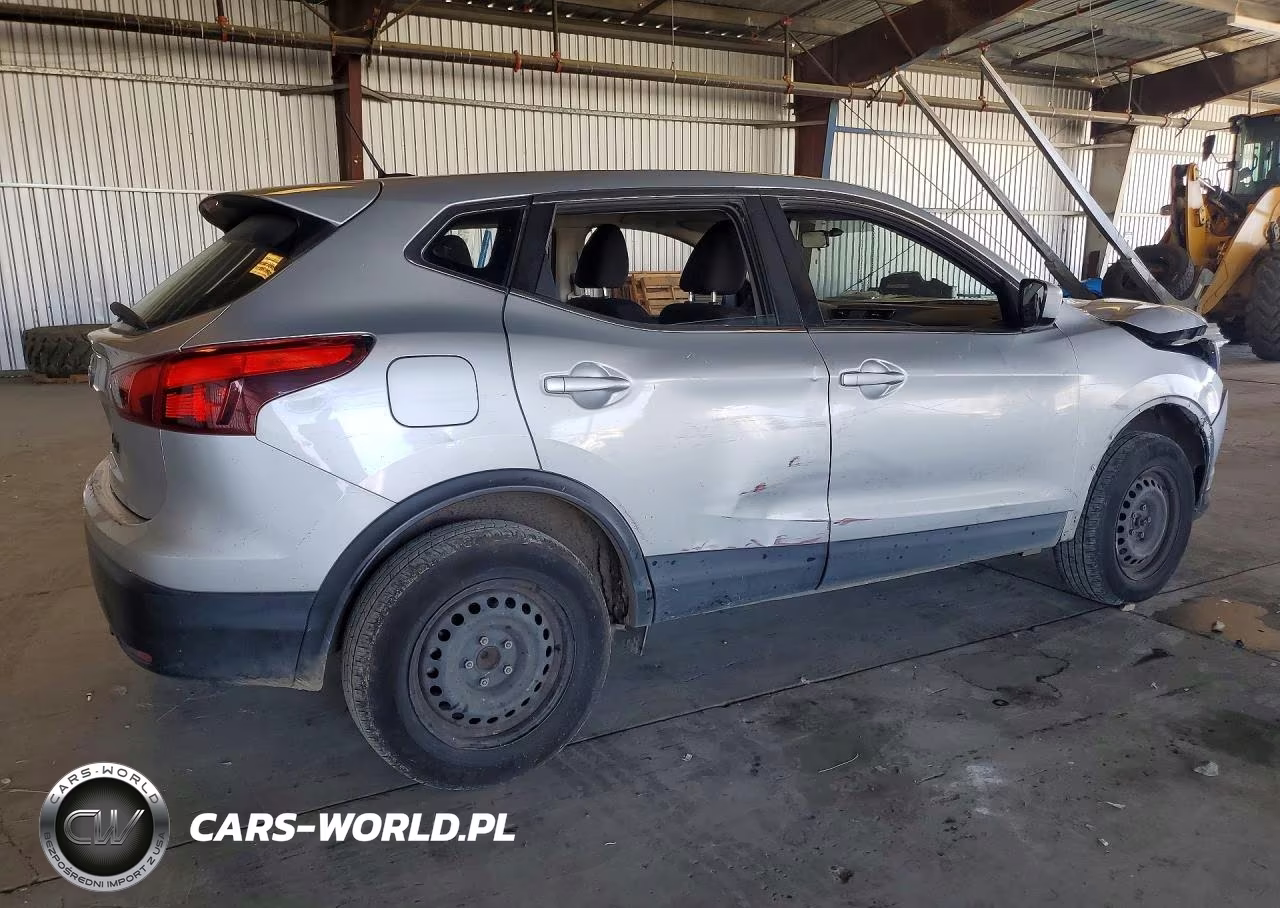2018 Nissan Rogue Sport S VIN:JN1BJ1CP1JW150768 - 3