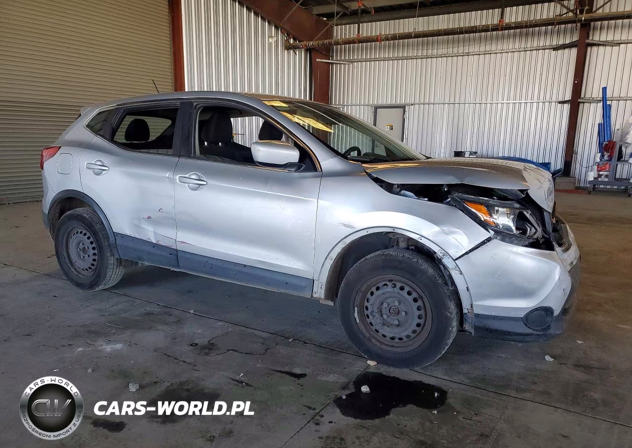 2018 Nissan Rogue Sport S VIN:JN1BJ1CP1JW150768 - 4