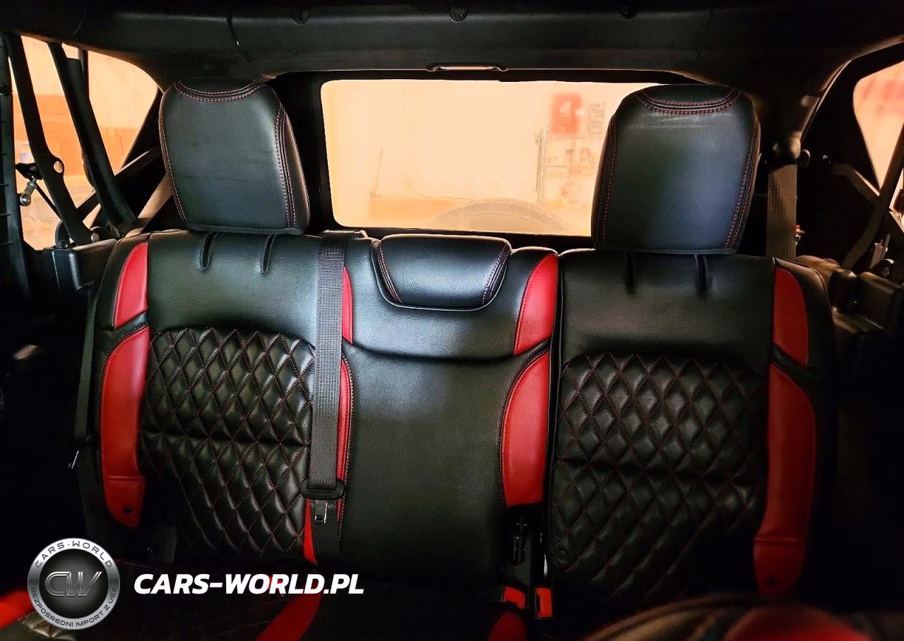 2019 Jeep Wrangler Unlimited Sport VIN:1C4HJXDN0KW635282 - 10