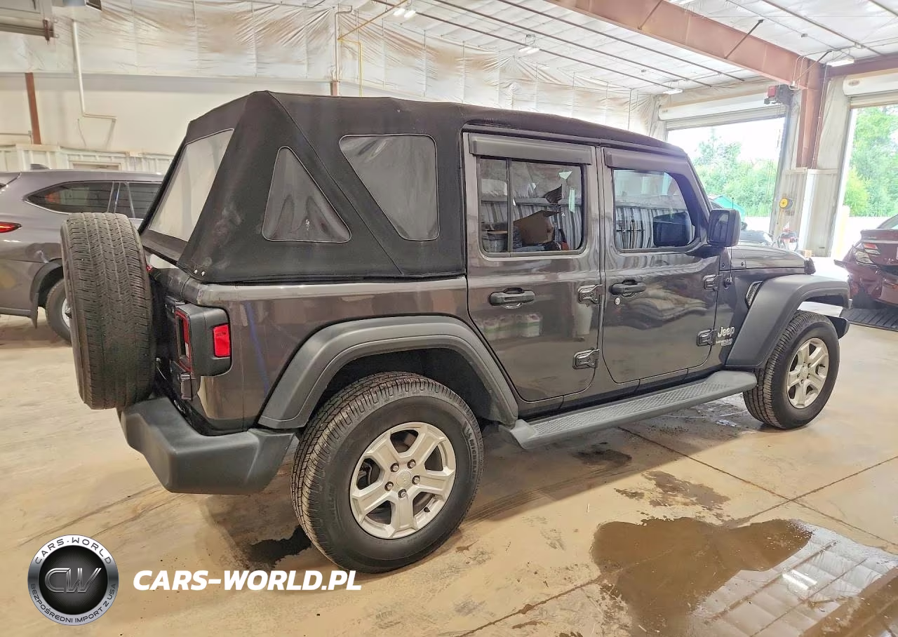 2019 Jeep Wrangler Unlimited Sport VIN:1C4HJXDN0KW635282 - 3