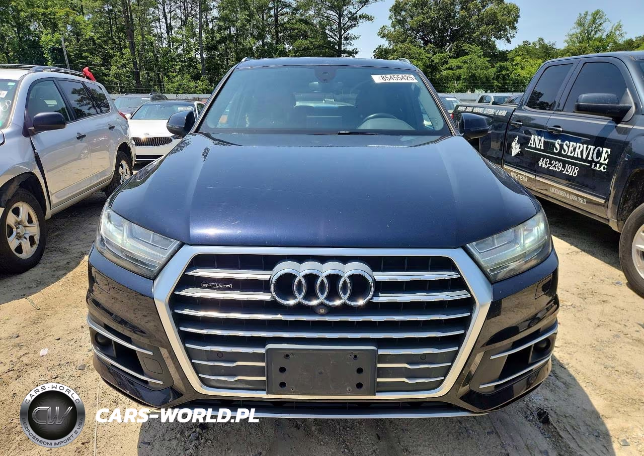 2017 Audi Q7 Premium Plus VIN:WA1LAAF72HD057903 - 5