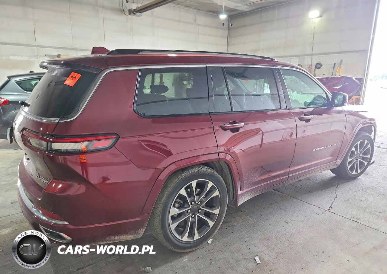 2023 Jeep Grand Cherokee L Overland VIN:1C4RJKDG3P8738040 - 3