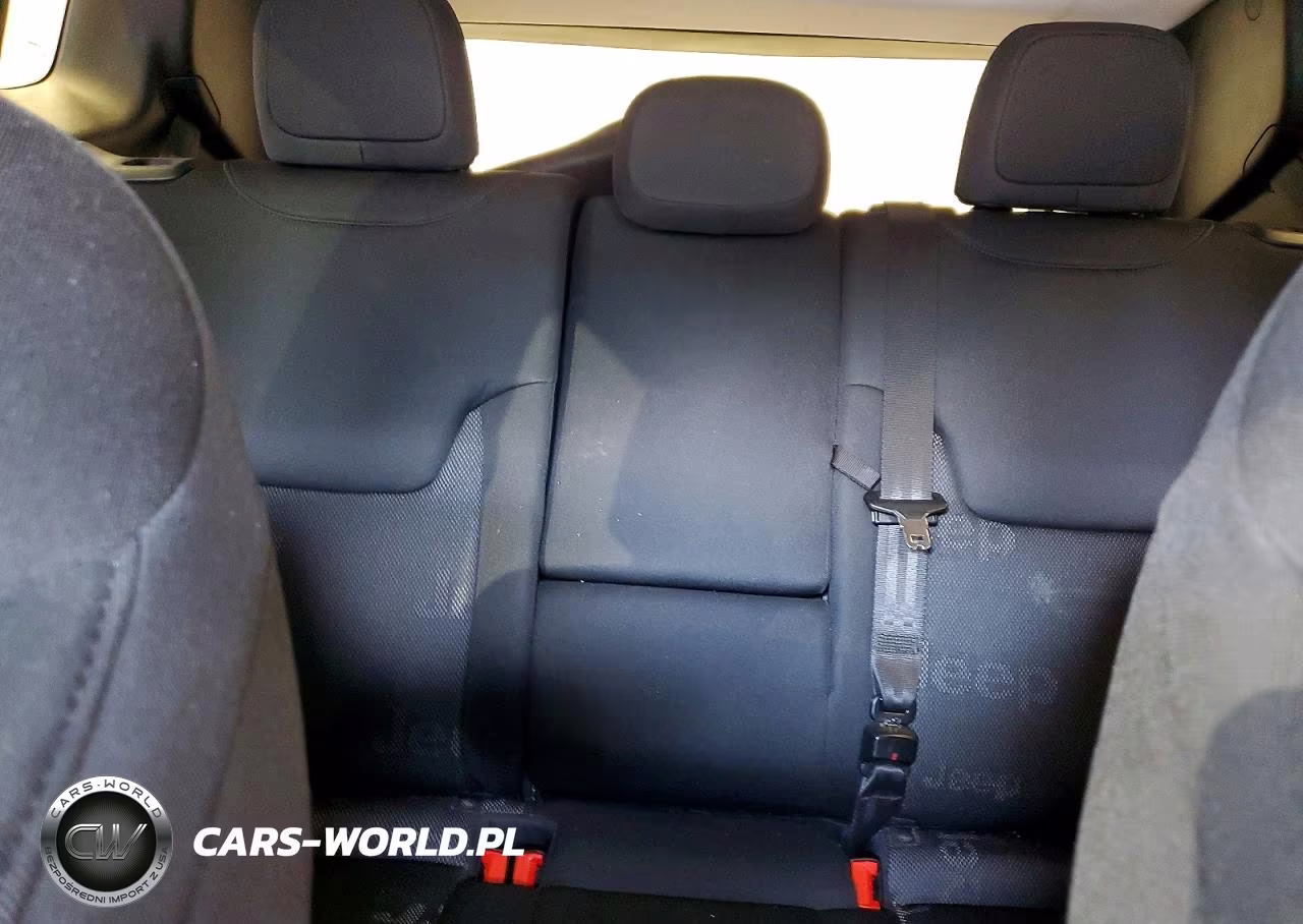 2015 Jeep Renegade Latitude VIN:ZACCJBBT1FPB36945 - 10