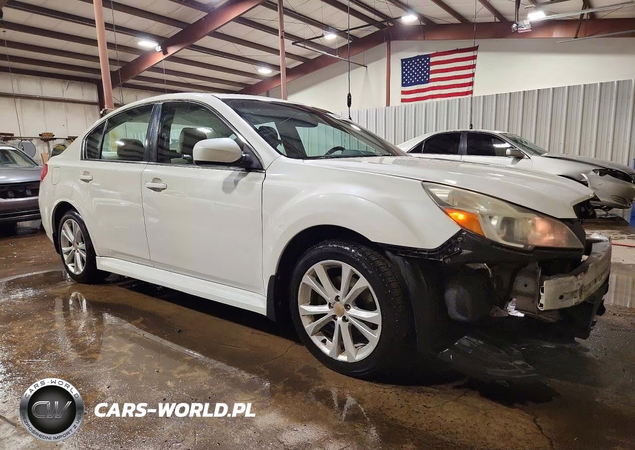 2014 Subaru Legacy 2.5I Premium VIN:4S3BMBD68E3006576 - 4