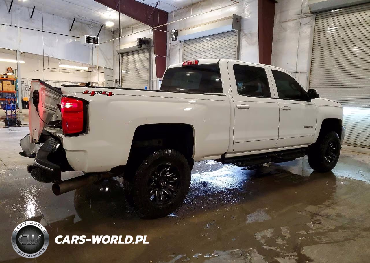 2018 Chevrolet Silverado K2500 Heavy Duty Lt VIN:1GC1KVEY1JF198404 - 3