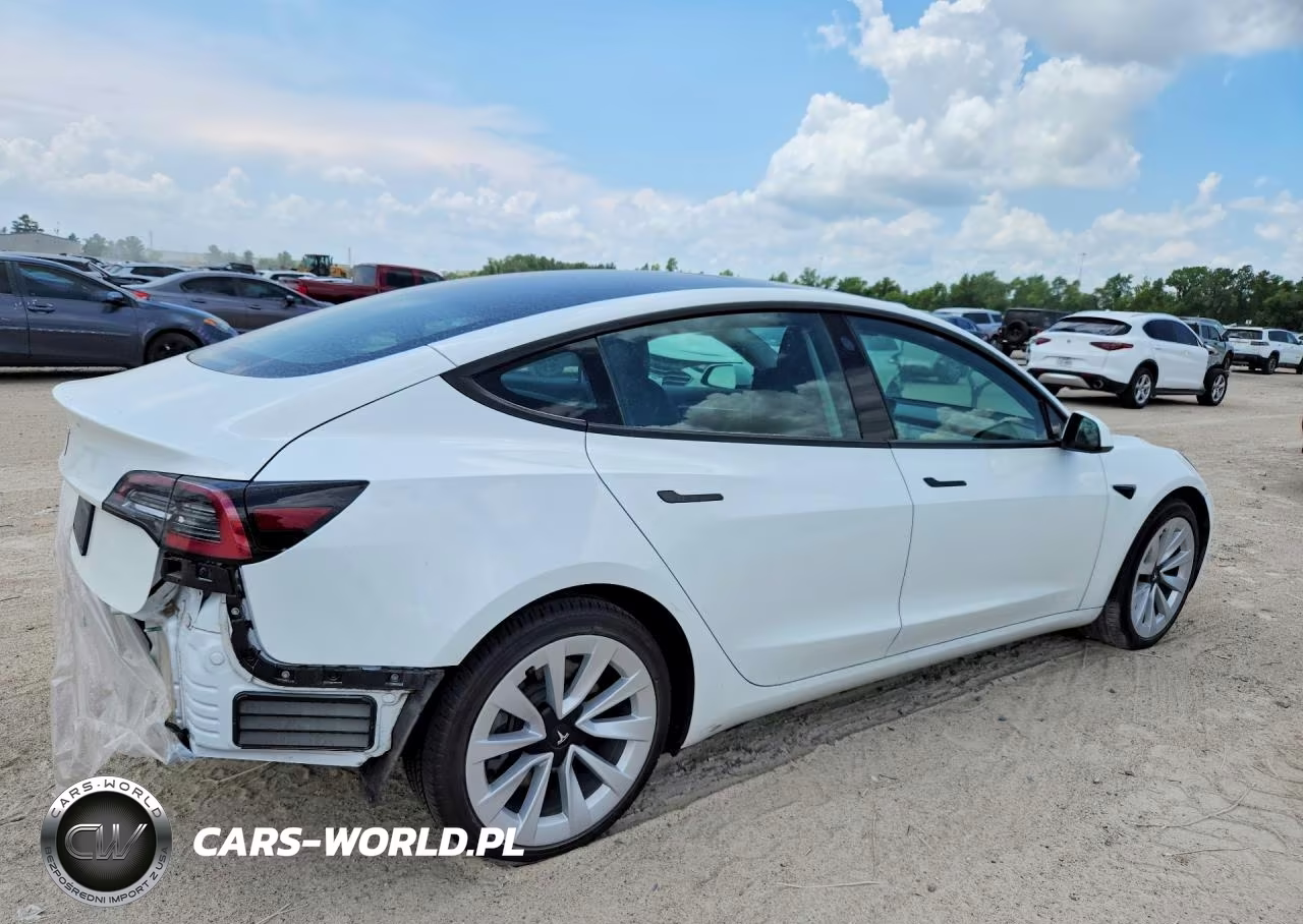 2022 Tesla Model 3 VIN:5YJ3E1EA4NF348642 - 3