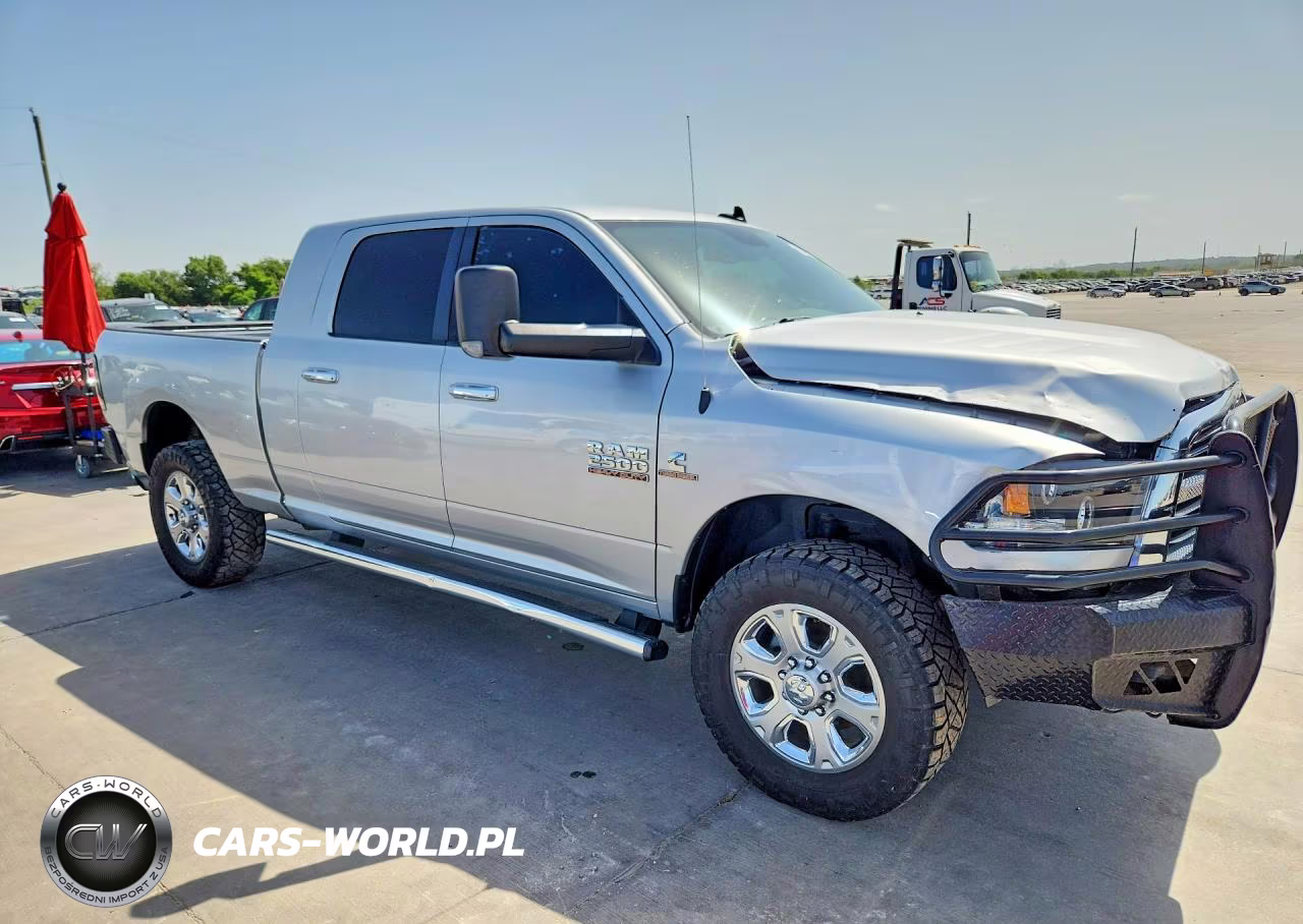 2016 Ram 2500 Slt VIN:3C6UR5ML2GG159026 - 4